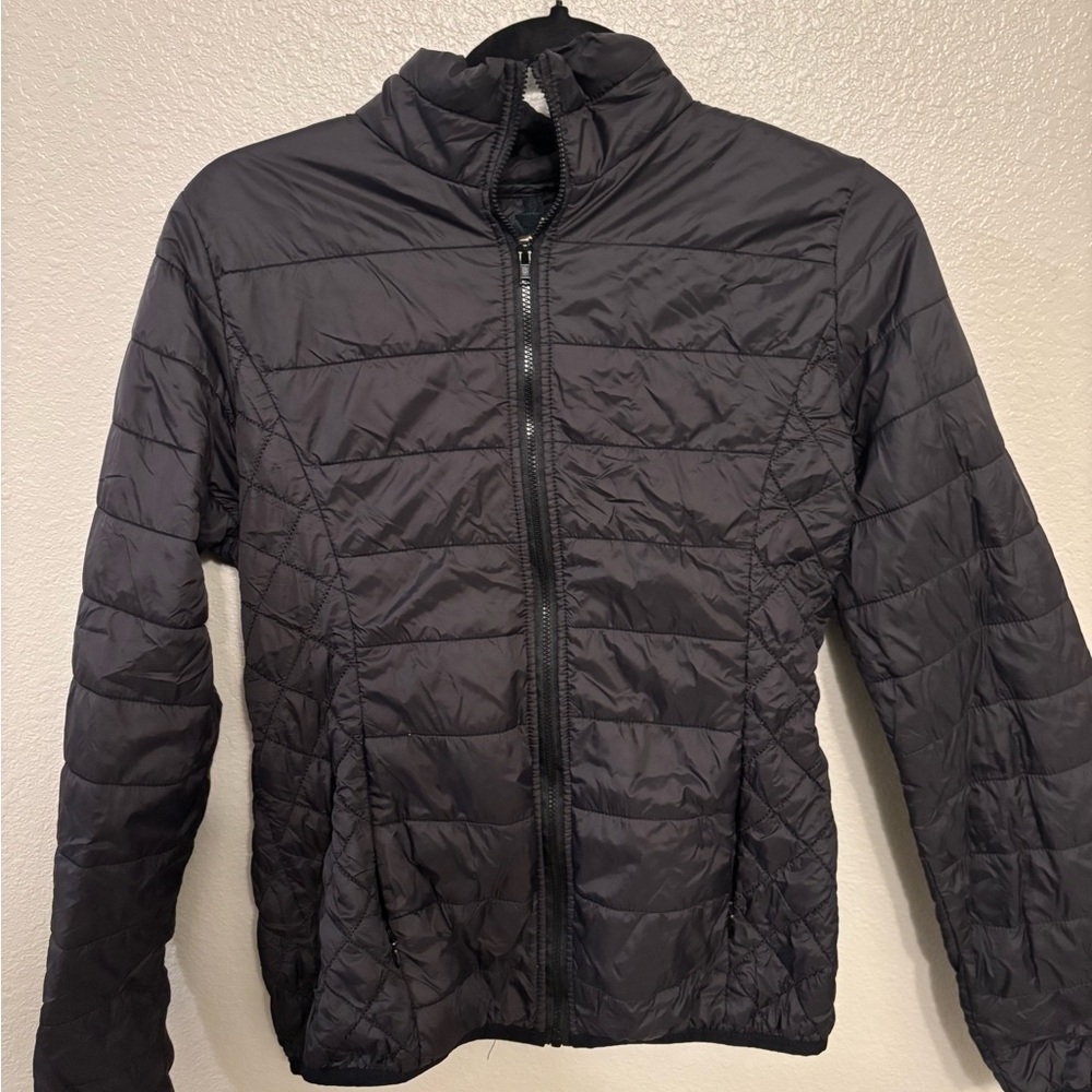 Assorted women’s clothes - Picture 3 of 15